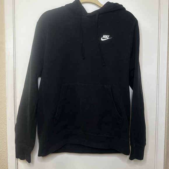 Small Men’s, Black Nike hoodie - Picture 1 of 6